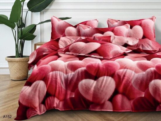 Gultasveļas komplekts ar rozā sirdīm (A152)